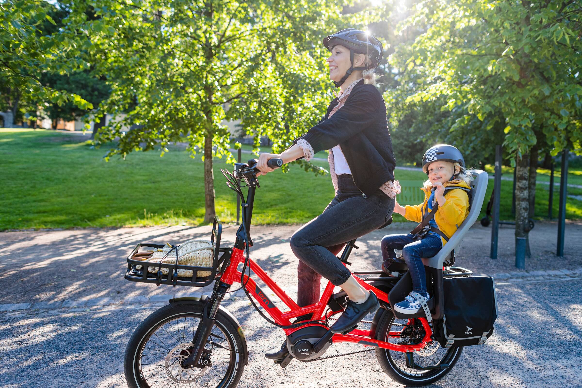 First Look: Tern HSD Compact Electric Cargo Bike